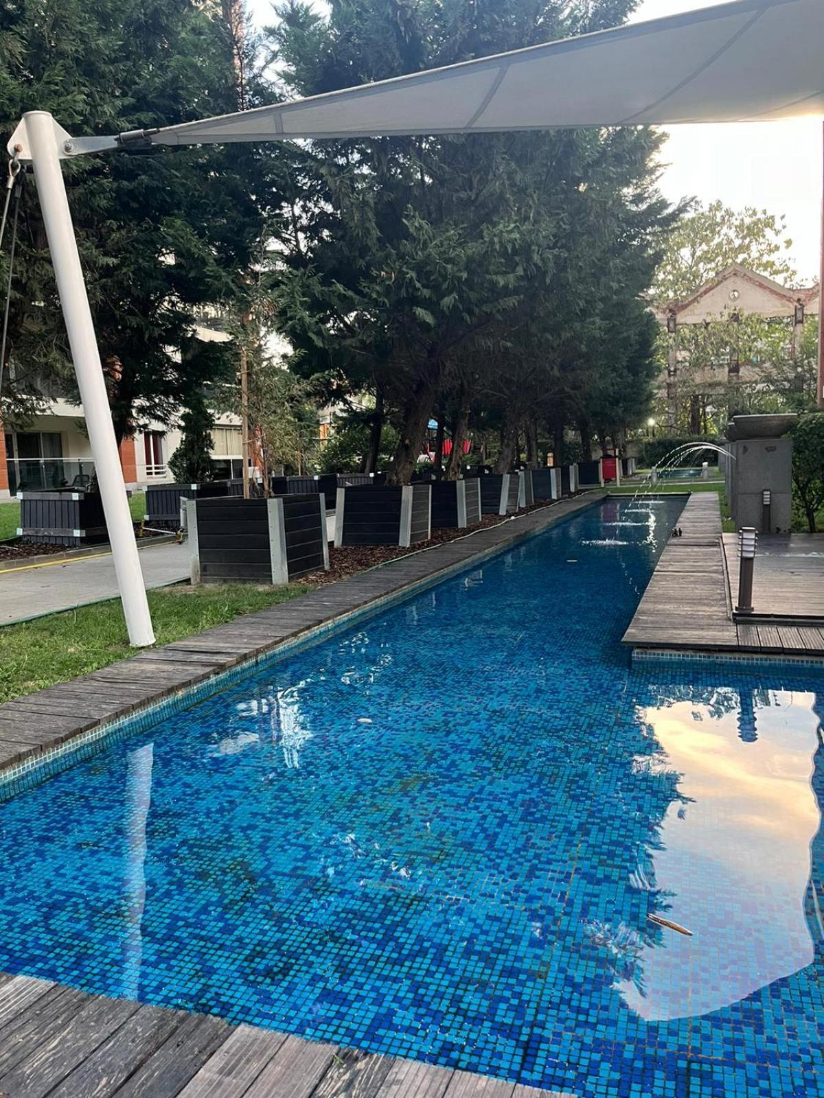 Central City Oasis - Incity Bucureşti Ngoại thất bức ảnh